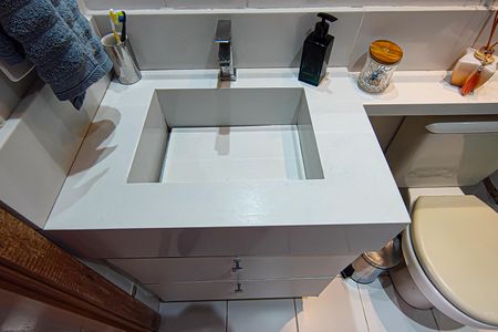 Apartamento à venda com 180m², 2 quartos e 2 vagasBanheiro da Suíte