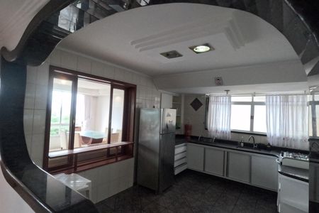 Apartamento para alugar com 148m², 3 quartos e 1 vagaCozinha