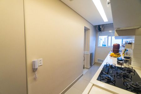 Apartamento à venda com 73m², 2 quartos e 2 vagasCozinha e Área de Serviço