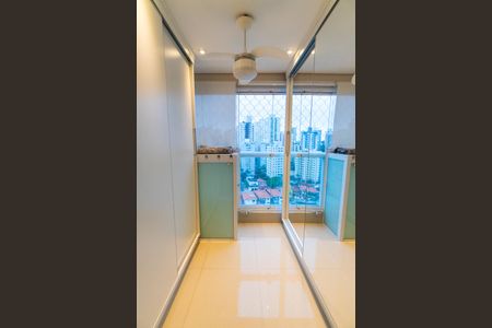 Apartamento à venda com 73m², 2 quartos e 2 vagasCloset da Suite