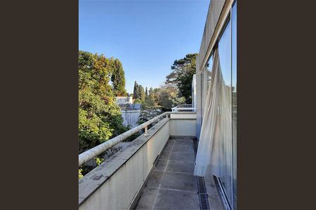 Casa à venda com 4 quartos, 513m² em Chácara Monte Alegre, São Paulo