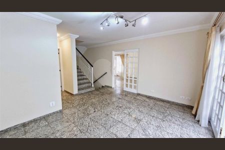 Casa à venda com 4 quartos, 329m² em Jardim Vitoria Regia (Zona Oeste), São Paulo