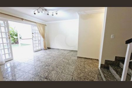 Casa à venda com 4 quartos, 329m² em Jardim Vitoria Regia (Zona Oeste), São Paulo