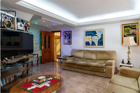 Casa à venda com 4 quartos, 228m² em Jardim Santo Amaro, São Paulo