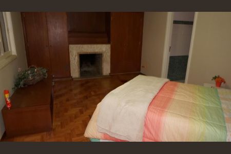 Casa à venda com 700m², 4 quartos e 6 vagas