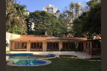 Casa à venda com 700m², 4 quartos e 6 vagas