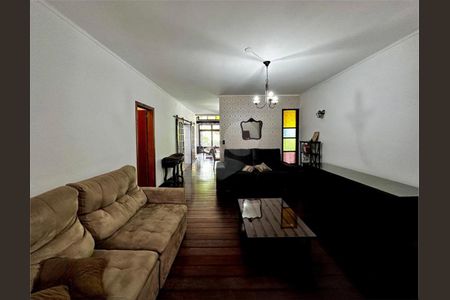 Casa à venda com 4 quartos, 380m² em Socorro, São Paulo