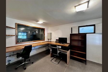 Casa à venda com 4 quartos, 380m² em Socorro, São Paulo