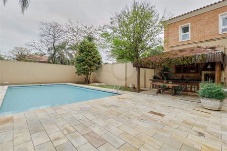 Casa à venda com 850m², 5 quartos e 8 vagas