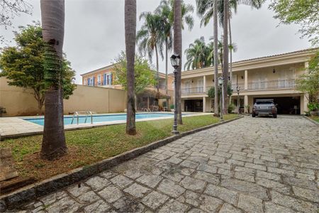 Casa à venda com 5 quartos, 850m² em Santo Amaro, São Paulo