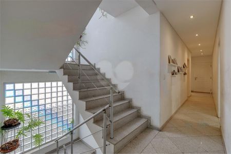 Casa à venda com 563m², 4 quartos e 7 vagas