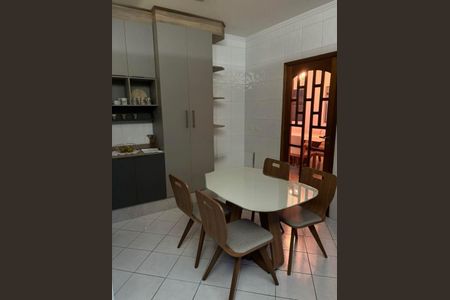 Casa de Condomínio à venda com 7 quartos, 290m² em Parque dos Principes, São Paulo