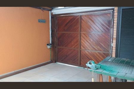 Casa à venda com 4 quartos, 233m² em Jardim Prudência, São Paulo