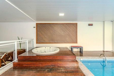 Apartamento à venda com 203m², 3 quartos e sem vaga