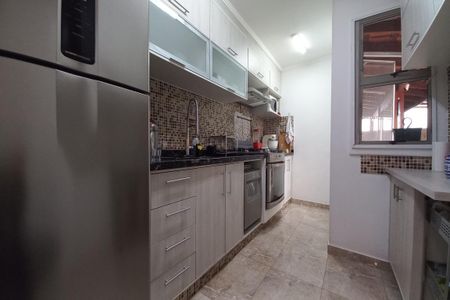 Apartamento à venda com 76m², 3 quartos e 2 vagas Apartamento à venda com 76m², 3 quartos e 2 vagasCozinha