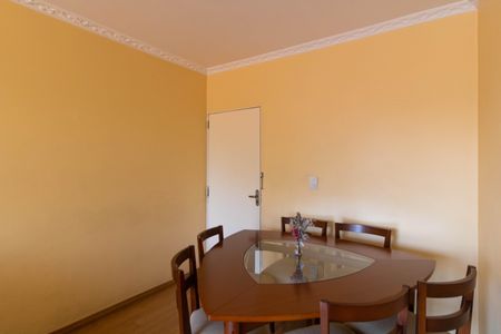 Apartamento à venda com 89m², 3 quartos e 1 vaga Apartamento à venda com 89m², 3 quartos e 1 vagaSalas