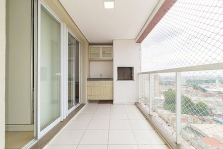 Apartamento à venda com 83m², 3 quartos e 2 vagasVaranda