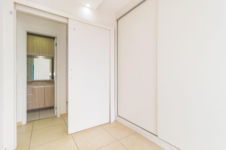 Apartamento à venda com 83m², 3 quartos e 2 vagasQuarto 1