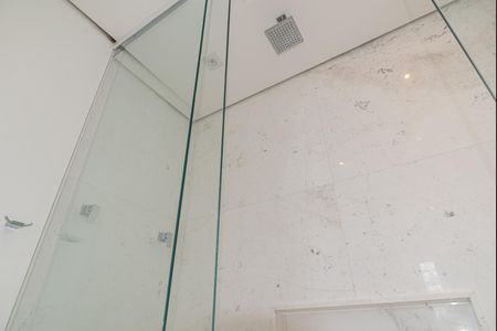 Apartamento à venda com 475m², 4 quartos e 4 vagasBanheiro da Suíte 4