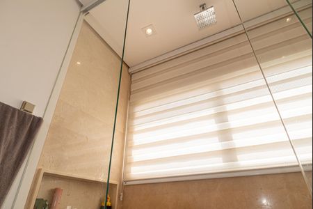 Apartamento à venda com 475m², 4 quartos e 4 vagasBanheiro da Suíte 2