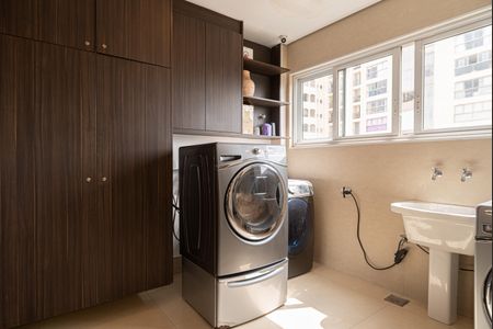 Apartamento à venda com 475m², 4 quartos e 4 vagasÁrea de Serviço