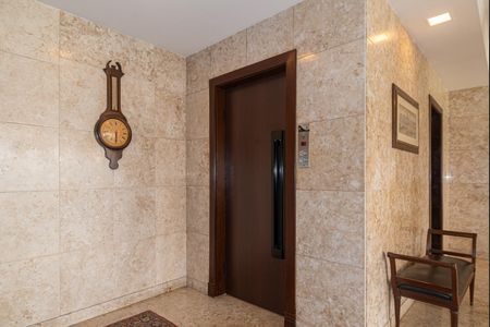 Apartamento à venda com 475m², 4 quartos e 4 vagasÁrea comum - Elevador