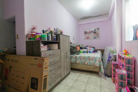 Casa à venda com 148m², 3 quartos e 2 vagasCasa 2: Quarto 2