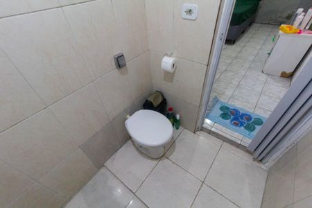 Casa à venda com 148m², 3 quartos e 2 vagasCasa 2: Banheiro