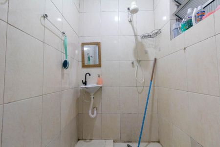 Casa à venda com 148m², 3 quartos e 2 vagasCasa 2: Banheiro