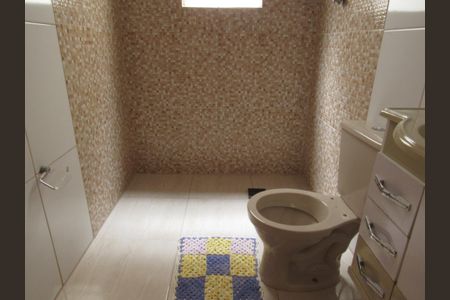 Casa à venda com 200m², 3 quartos e 3 vagasBanheiro Social