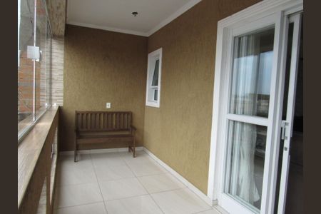 Casa à venda com 200m², 3 quartos e 3 vagasSala - Varanda