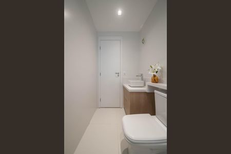 Apartamento à venda com 81m², 2 quartos e 1 vagaBanheiro Social