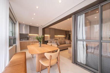 Apartamento à venda com 81m², 2 quartos e 1 vagaVaranda