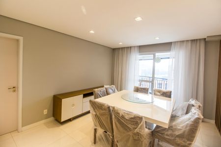 Apartamento para alugar com 96m², 2 quartos e 3 vagas Apartamento para alugar com 96m², 2 quartos e 3 vagasSala