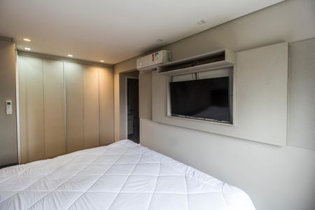 Apartamento para alugar com 96m², 2 quartos e 3 vagas Apartamento para alugar com 96m², 2 quartos e 3 vagasSuíte 1
