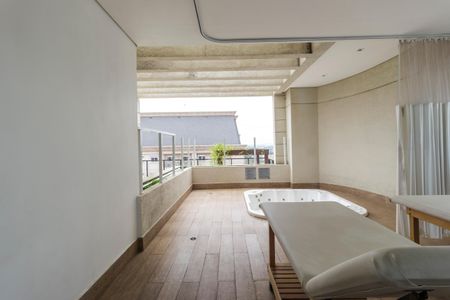 Apartamento para alugar com 96m², 2 quartos e 3 vagas Apartamento para alugar com 96m², 2 quartos e 3 vagasÁrea comum