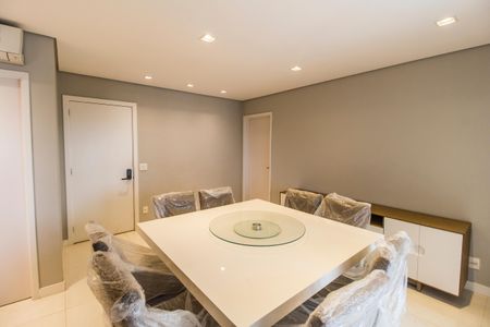 Apartamento para alugar com 96m², 2 quartos e 3 vagas Apartamento para alugar com 96m², 2 quartos e 3 vagasSala