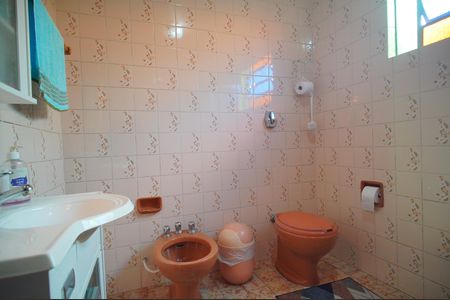 Casa à venda com 90m², 3 quartos e 1 vagaBanheiro