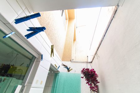 Casa de condomínio à venda com 70m², 2 quartos e 1 vagaÁrea de Serviço