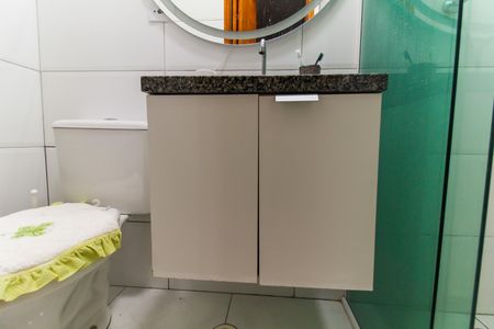 Casa de condomínio à venda com 70m², 2 quartos e 1 vagaBanheiro
