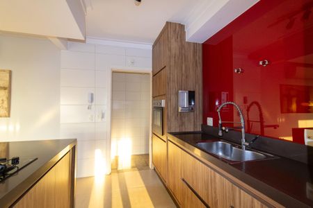 Apartamento para alugar com 117m², 3 quartos e 2 vagasCozinha