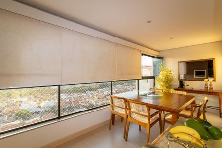 Apartamento para alugar com 117m², 3 quartos e 2 vagasSala/Varanda