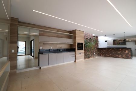 Casa para alugar com 435m², 4 quartos e 4 vagasVaranda gourmet