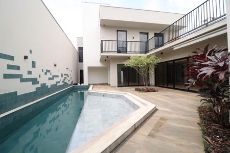 Casa para alugar com 435m², 4 quartos e 4 vagasPiscina