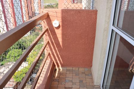 Sacada de apartamento para alugar com 2 quartos, 55m² em Jardim Vista Alegre, Embu das Artes