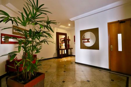 Apartamento para alugar com 124m², 3 quartos e 2 vagas Apartamento para alugar com 124m², 3 quartos e 2 vagasÁrea comum