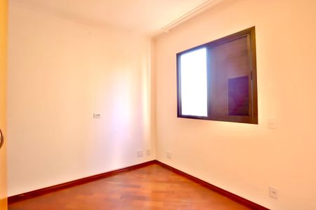 Apartamento para alugar com 124m², 3 quartos e 2 vagas Apartamento para alugar com 124m², 3 quartos e 2 vagasQuarto 2