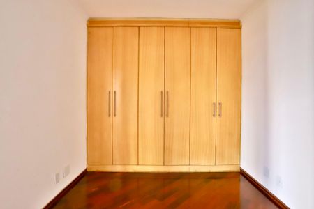 Apartamento para alugar com 124m², 3 quartos e 2 vagas Apartamento para alugar com 124m², 3 quartos e 2 vagasQuarto 3