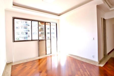 Apartamento para alugar com 124m², 3 quartos e 2 vagas Apartamento para alugar com 124m², 3 quartos e 2 vagasSala