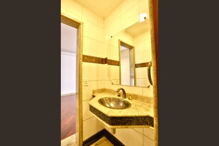 Apartamento para alugar com 124m², 3 quartos e 2 vagas Apartamento para alugar com 124m², 3 quartos e 2 vagasLavabo